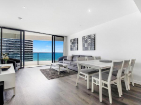 Stunning value 2 bed 2 bath at Oracle Broadbeach